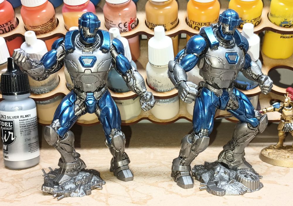 Two sentinels from Marvel Crisis Protocol