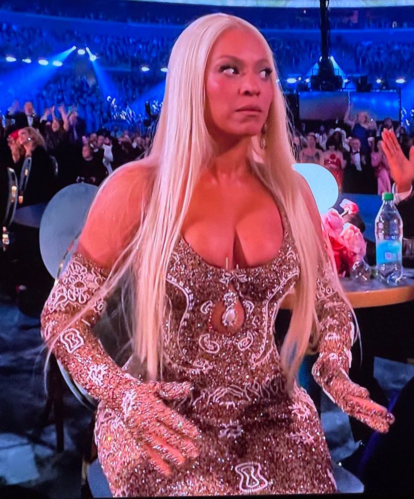 Beyoncé appears shocked at the Grammys