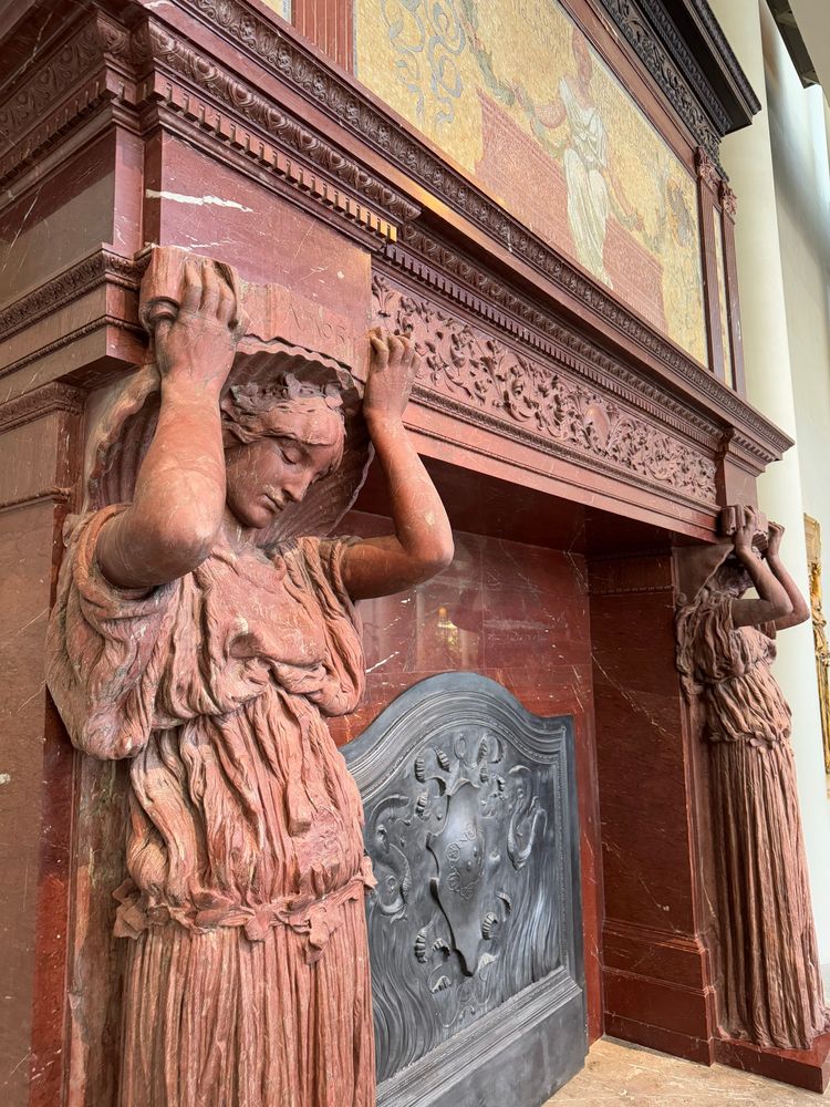 A mantelpiece from the mansion of Cornelius Vanderbilt II and his wife Alice Gwynne Vanderbilt, which once stood at 1 W 57th, where Bergdorf Goodman now stands.