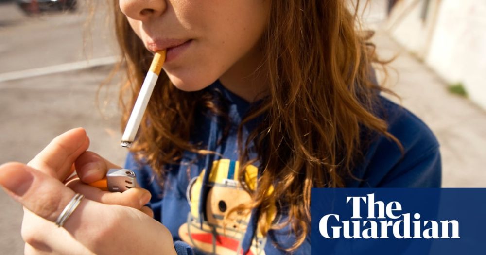 Rishi Sunak considers banning cigarettes for next generation