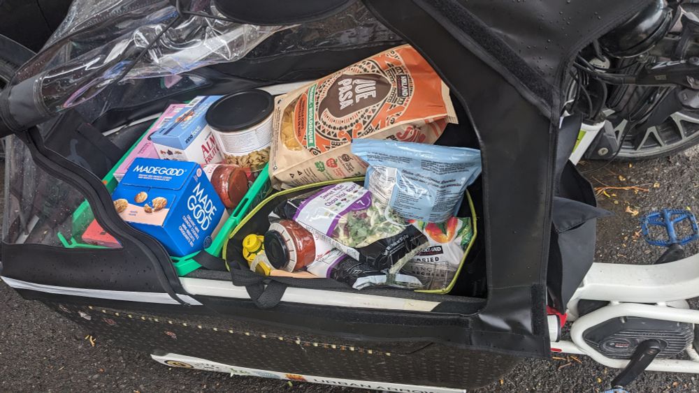 A full Urban Arrow bucket of food