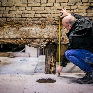 Toezichthouder: minder hypotheek bij ernstig risico op woningschade door overstroming of extreme droogte