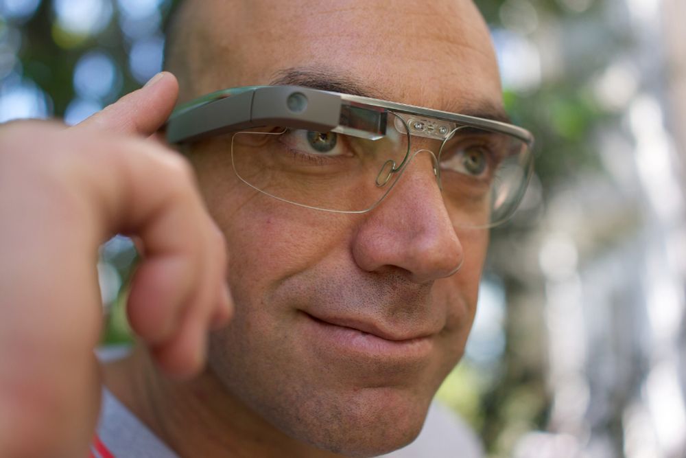 picture of a man wearing the original google glass