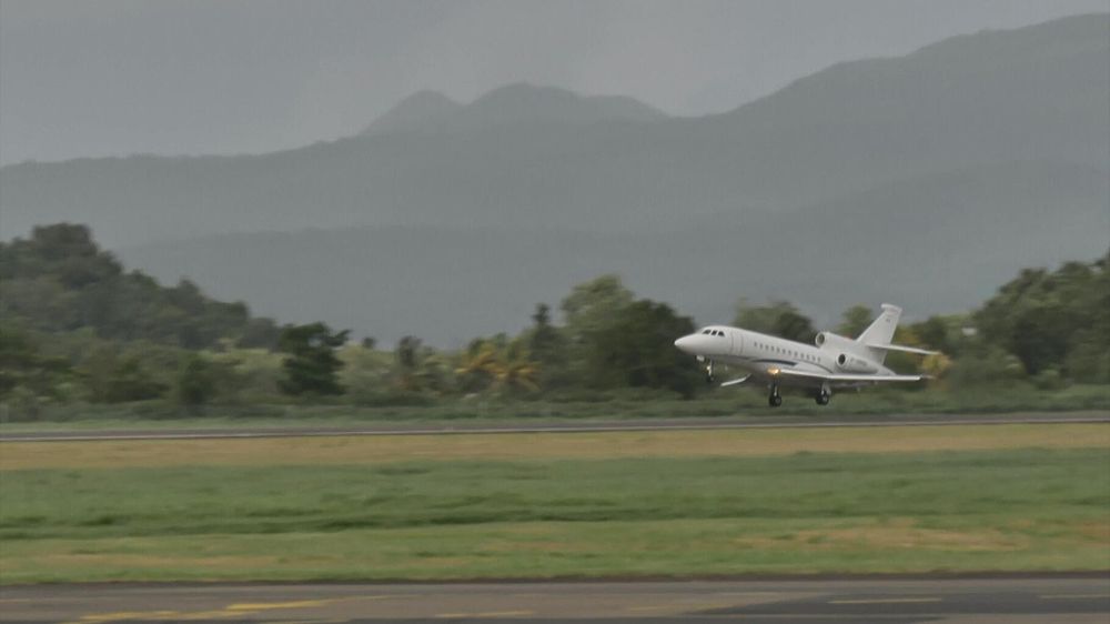 Après une fake news et un envahissement, l’aéroport de Martinique fermé