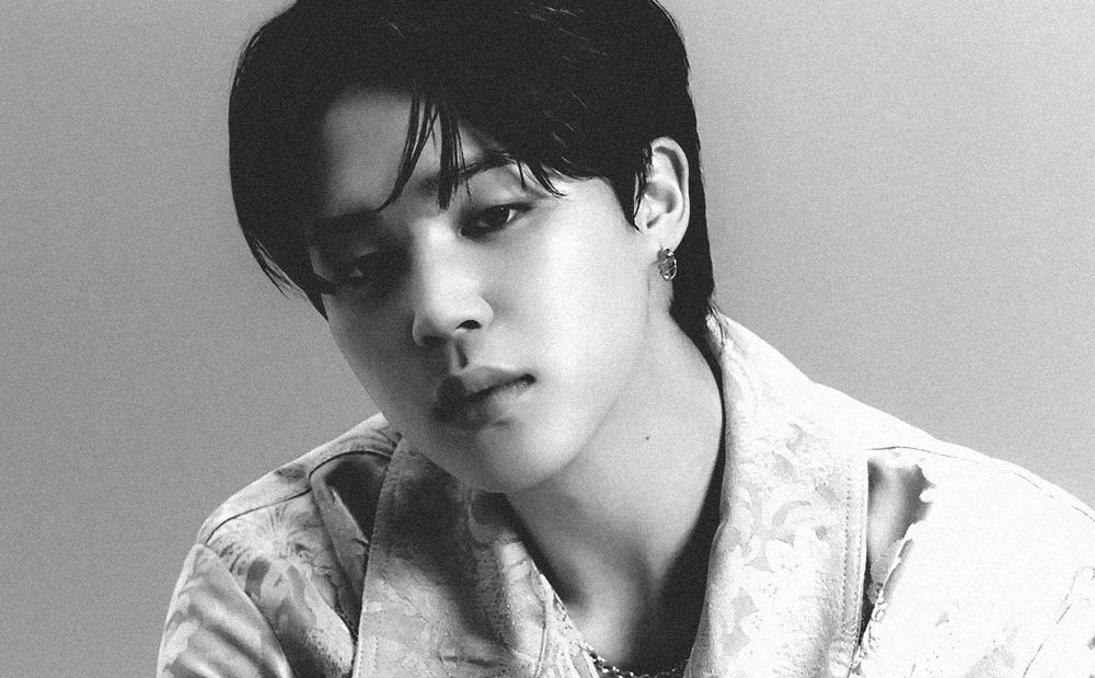JIMIN has now earned over 16 BILLION streams on all Audio On-Demand Digital Streaming Platforms globally! 

He extends his record as the 2nd most-streamed Korean/K-Pop soloist of all time.

CONGRATULATIONS JIMIN
#Jimin16Billion_AudioDSPs 
#JIMIN #지민 