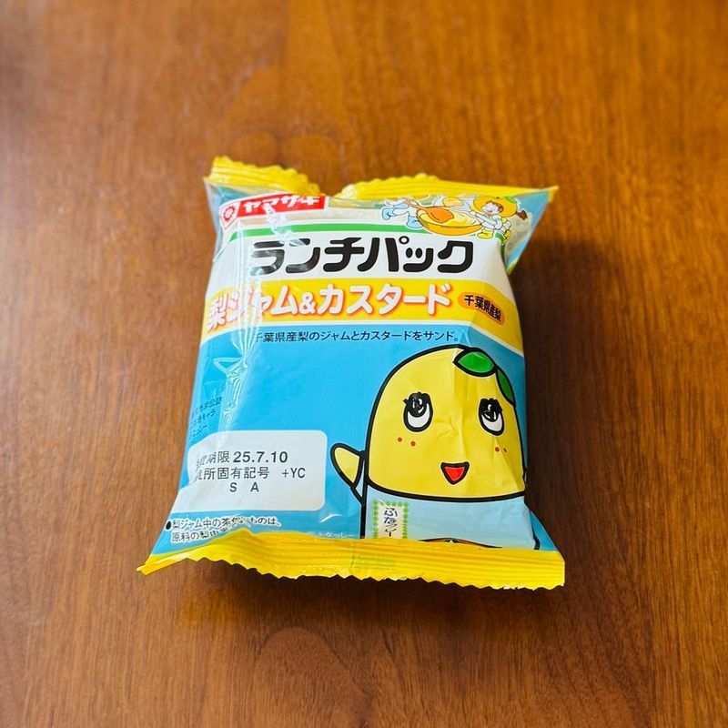 ランチパック 梨ジャム＆カスタード