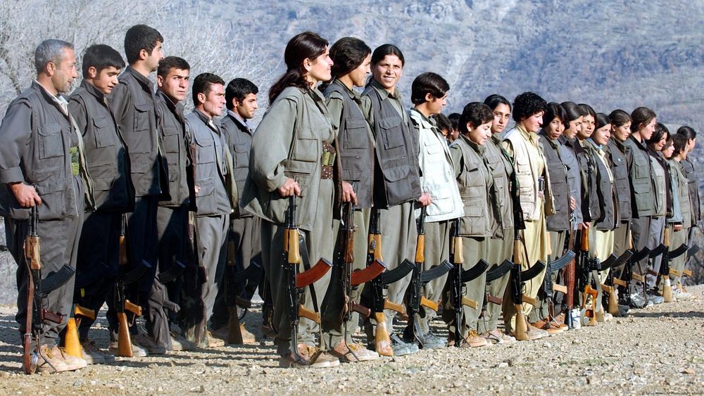 PKK kendini feshetti, bundan sonra nasıl bir süreç işleyecek?

Öcalan'ın şartlarının düzeltilmesi, yeni infaz düzenlemesi gibi adımlar yakın zamanda bekleniyor