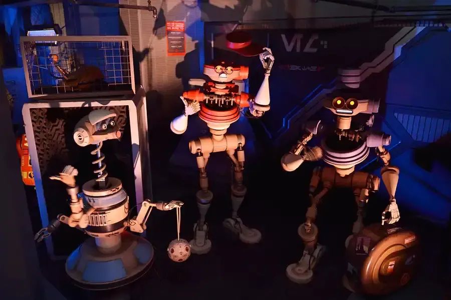 Hitchhiking droids from Star Tours Tokyo including the hitchhiking RX-droid