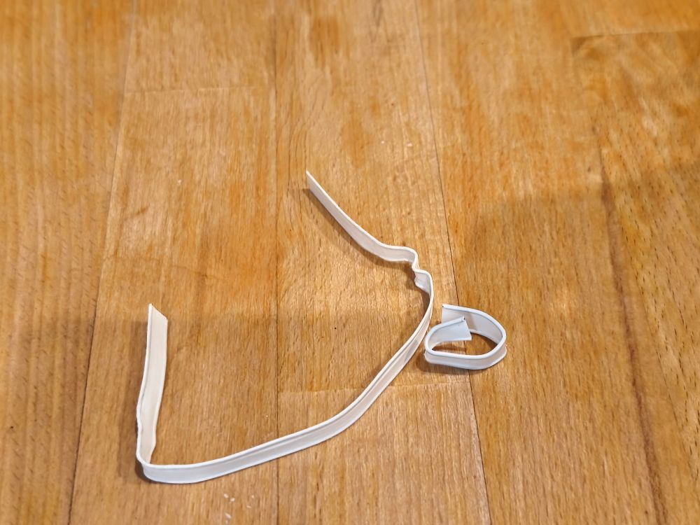 Des attaches de taille différente 