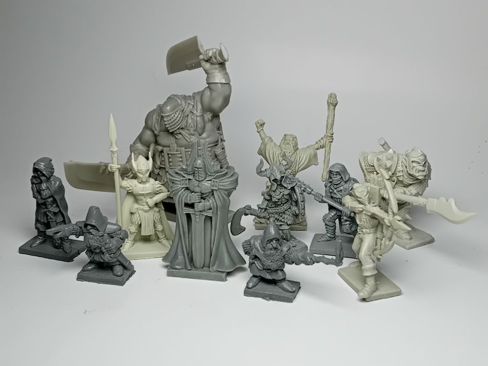 Bunch of resin miniatures from Ilyad games.