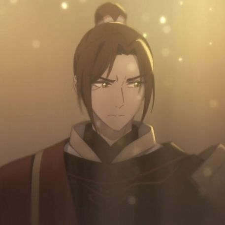 feng xin donghua looking at the right side through the array, doubtful 