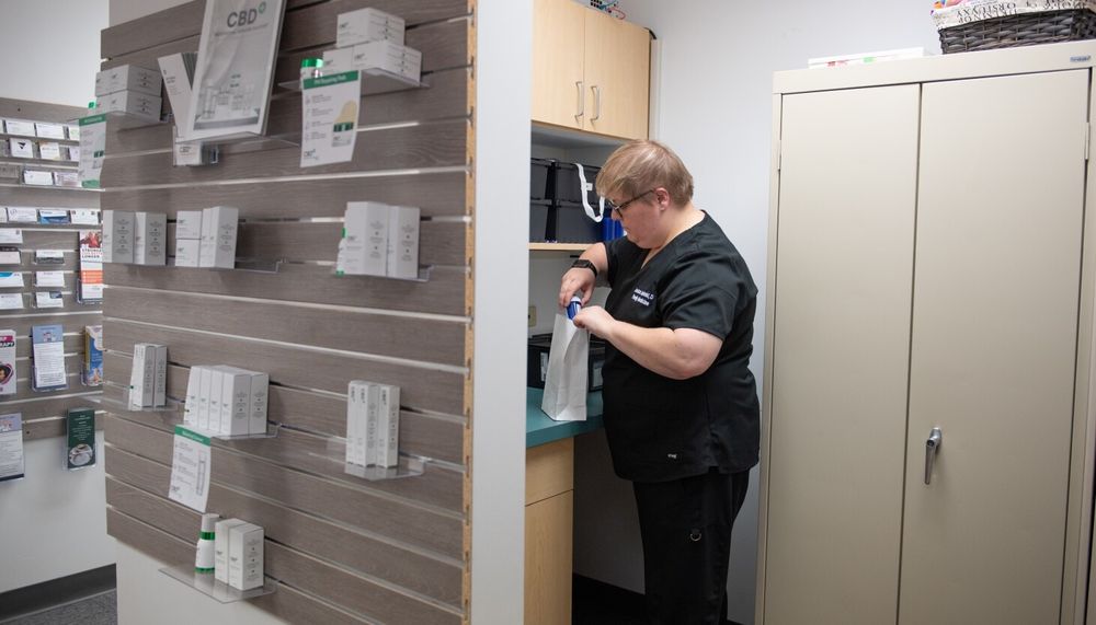 The team has a network of practitioners in Illinois who don’t rely on payments from the federal government, which threatens to cut funding to gender-affirming care providers.