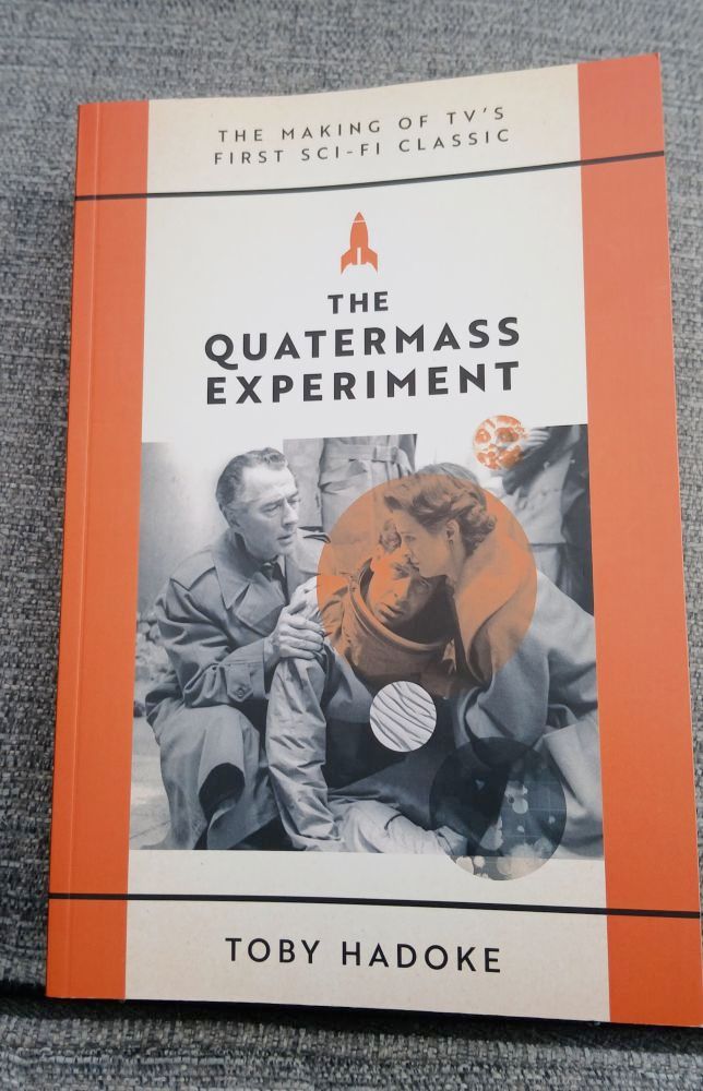 Toby Hadoke's Quatermass Experiment making-of book that I posted a picture of two days ago.  It's designed to resemble the original Quatermass Experiment scriptbook but in the later vertical orange band style used for the scriptbooks for Quatermass II and Quatermass and the Pit.