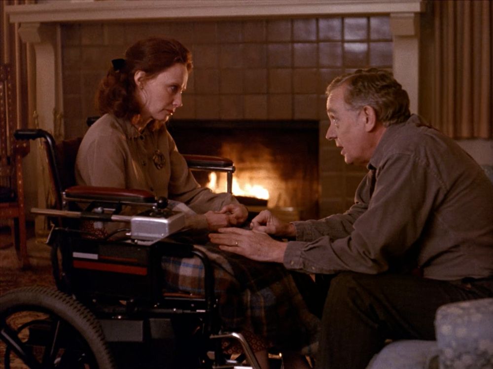 Doc Hayward and his wife, Eileen. Twin Peaks S01E01 - Northwest Passage.