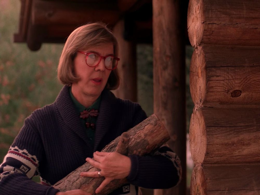 The Log Lady. Twin Peaks S01E06 - Cooper’s Dreams.