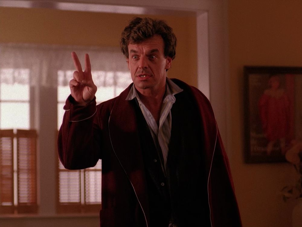 Leland Palmer. Twin Peaks S01E05 - The One-Armed Man.