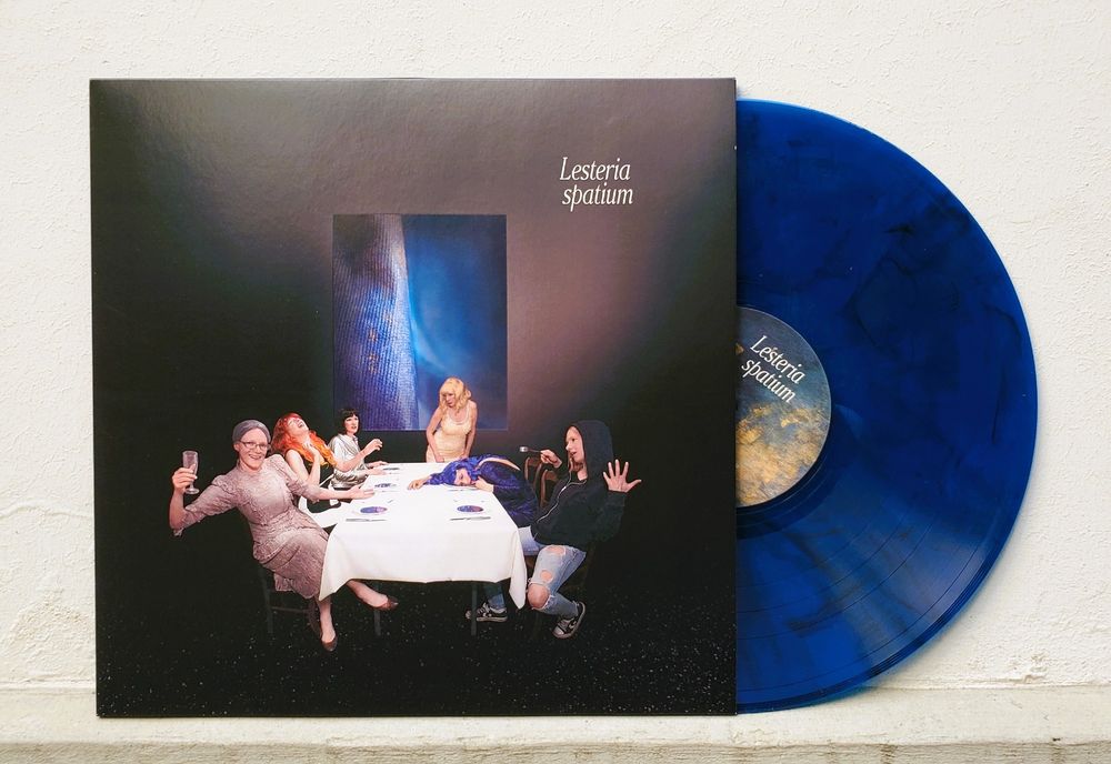 Vinyl edition of the album spatium by experimental sound artist Lesteria