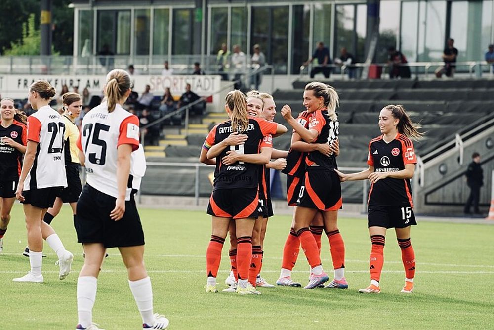 4:0-Auswärtssieg: Clubfrauen schlagen Frankfurt deutlich