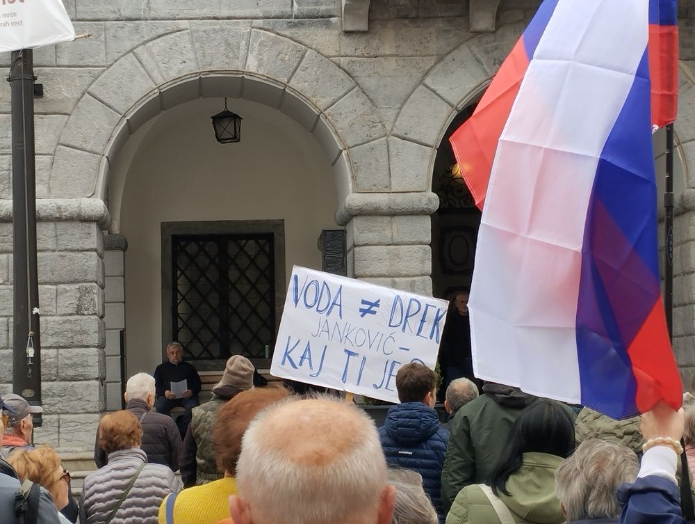 Learning to read Slovenian.