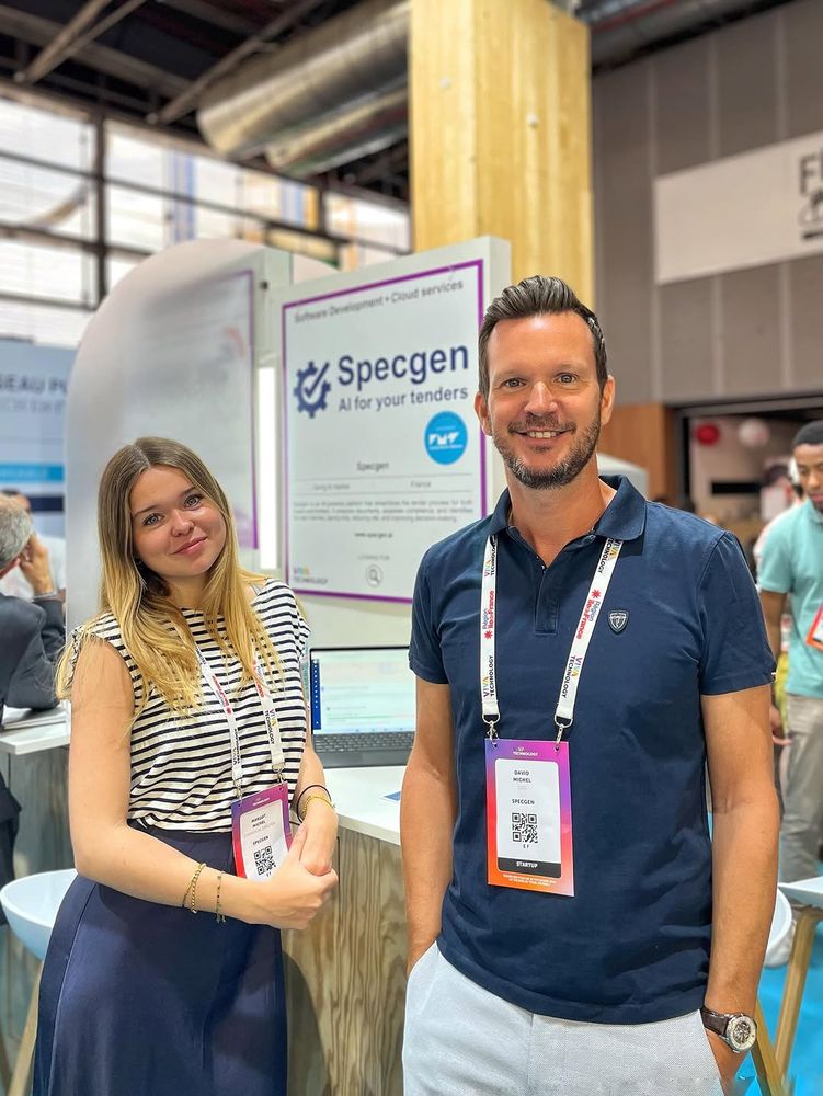 Les membres de la startup Specgen sur le stand de l’IMT à Vivatech 2025. 