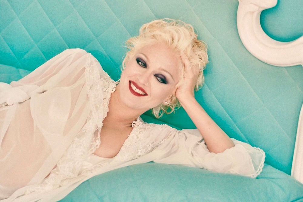 Madonna celebra i 30 anni di "Bedtime Stories" con un disco di rarità

Per festeggiare il trentesimo anniversario di "Bedtime Stories", il suo sesto album in studio uscito il 25 ottobre 1994, Madonna ha annunciato la pubblicazione di un Ep speciale contenente demo inedite e versioni rare dei brani originali.