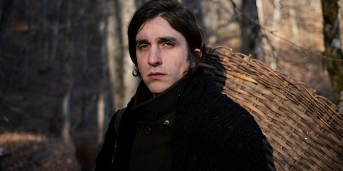 Massimo Silverio - Tra Alpi e boschi, tra radici e modernità

Il musicista friuliano ha appena pubblicato il suo nuovo Lp "Surtùm", naturale prosecuzione delle idee del precedente  “Hrudja” (2023), album che l'ha fatto emergere nella scena italiana alternativa. Lo incontriamo in esclusiva