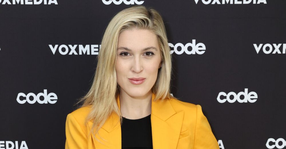 Olivia Nuzzi, Reporter Linked to R.F.K. Jr., Accuses Ex-Fiancé of Harassment