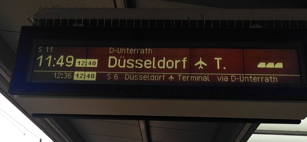 Zuganzeiger, mit Verspätungen