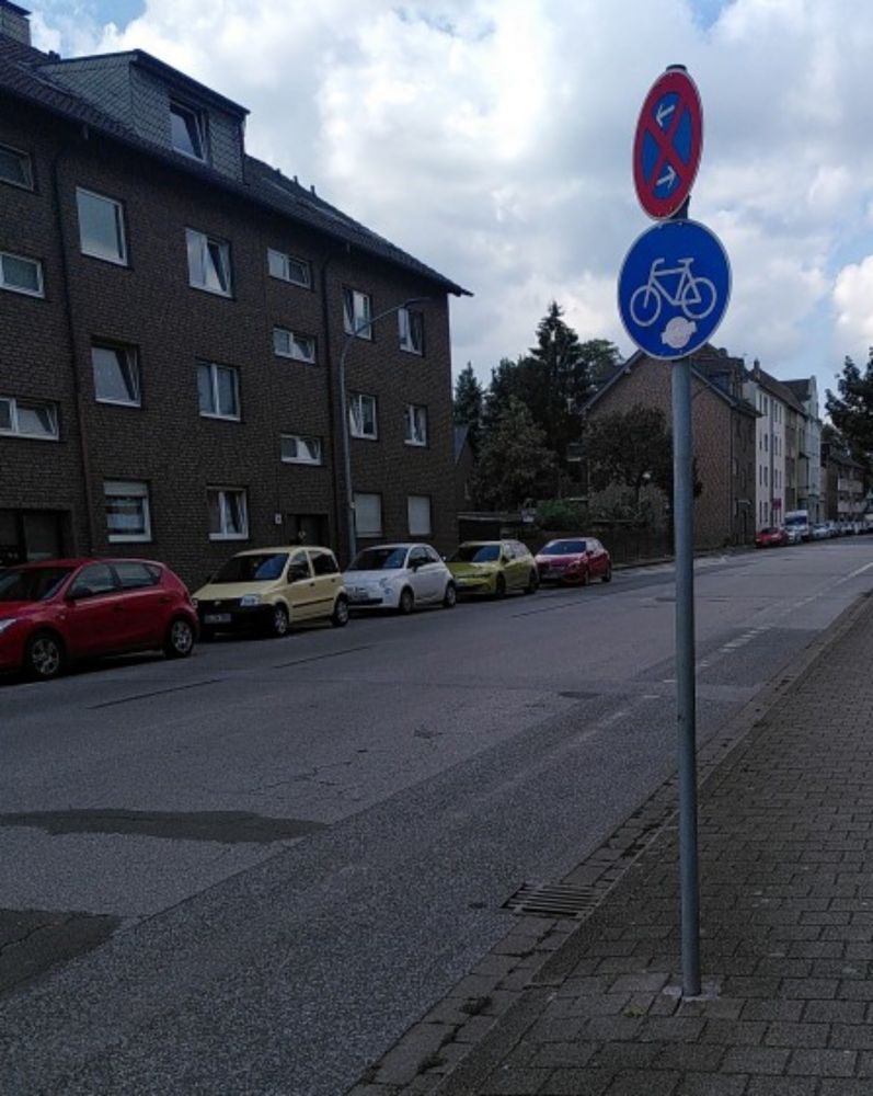 #Duisburg: Seit wann ist die Rheingoldstraße ein Radweg? – #Fahrrad #Rheinhausen