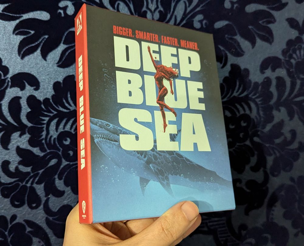 Deep Blue Sea. Arrow boxed set. Front. 