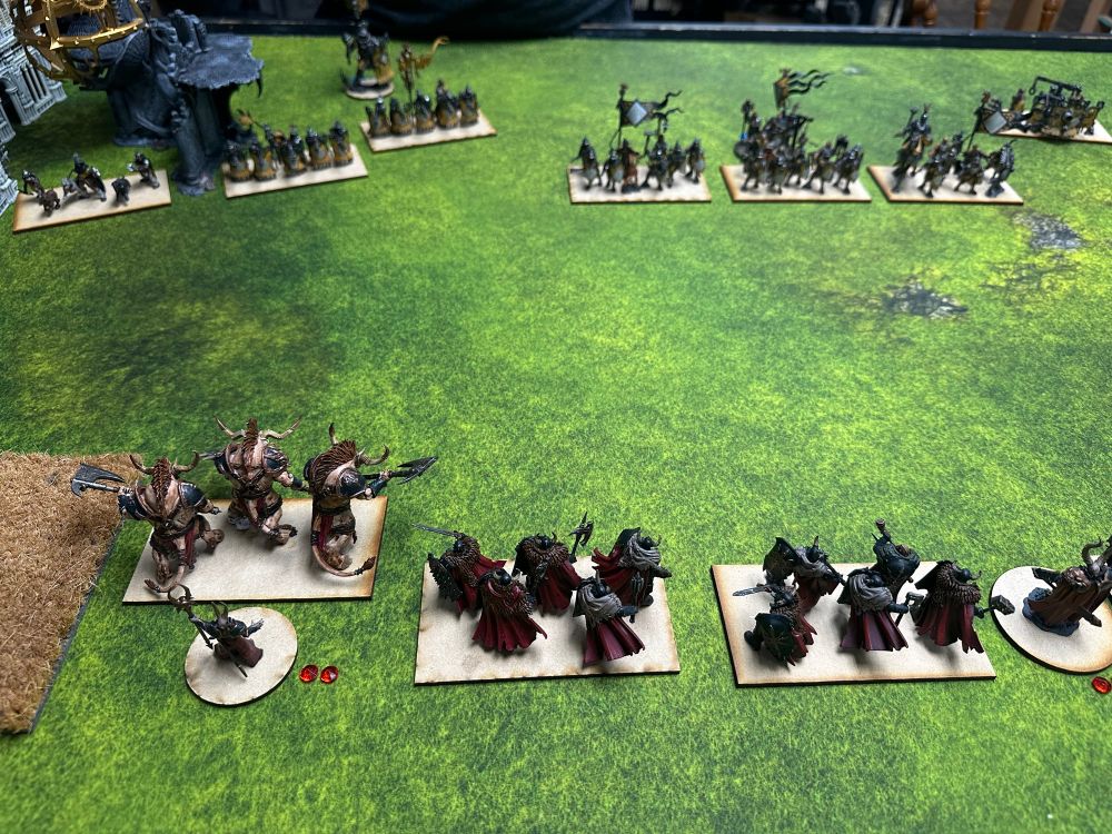 On the flank, a group of Minotaurs advance