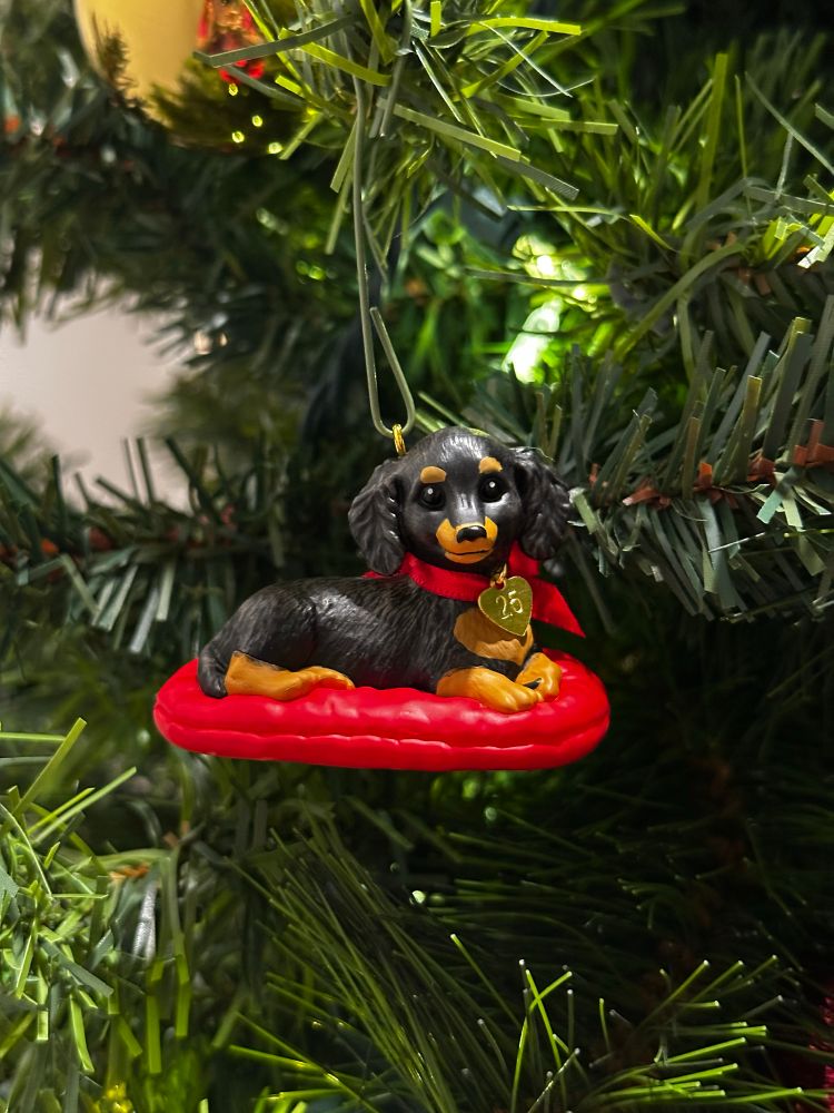 Puppy love 25 hallmark ornament dachshund 
