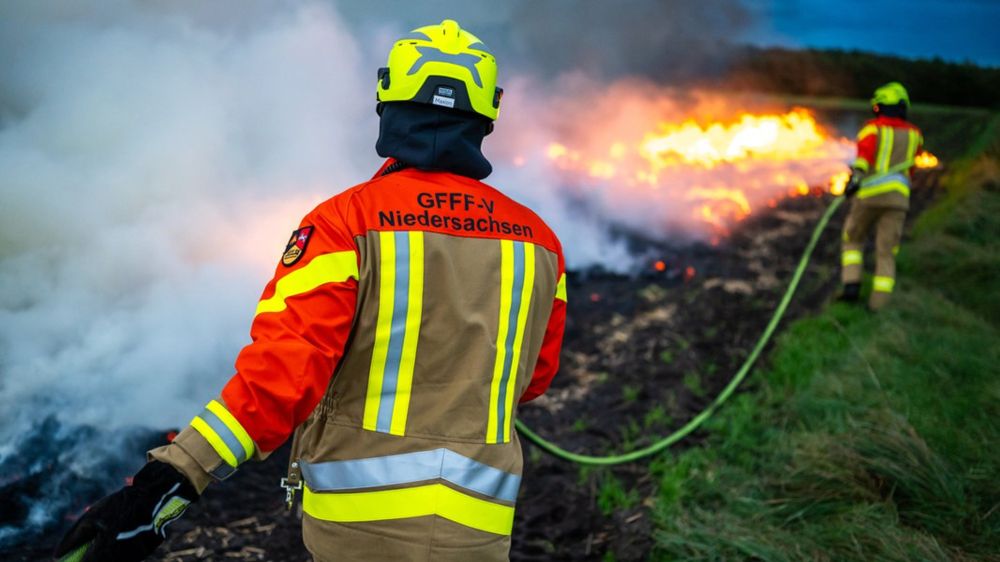 Großbrand: 1.000 Einsatzkräfte der Feuerwehr, Polizei und Bundeswehr proben den Ernstfall