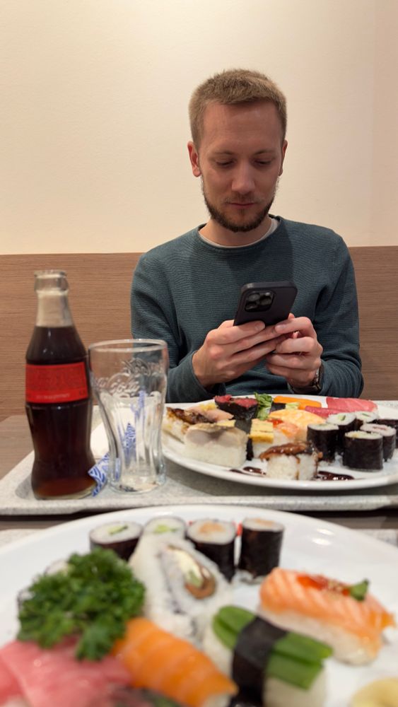 Foto eines blonden, jungen Manns