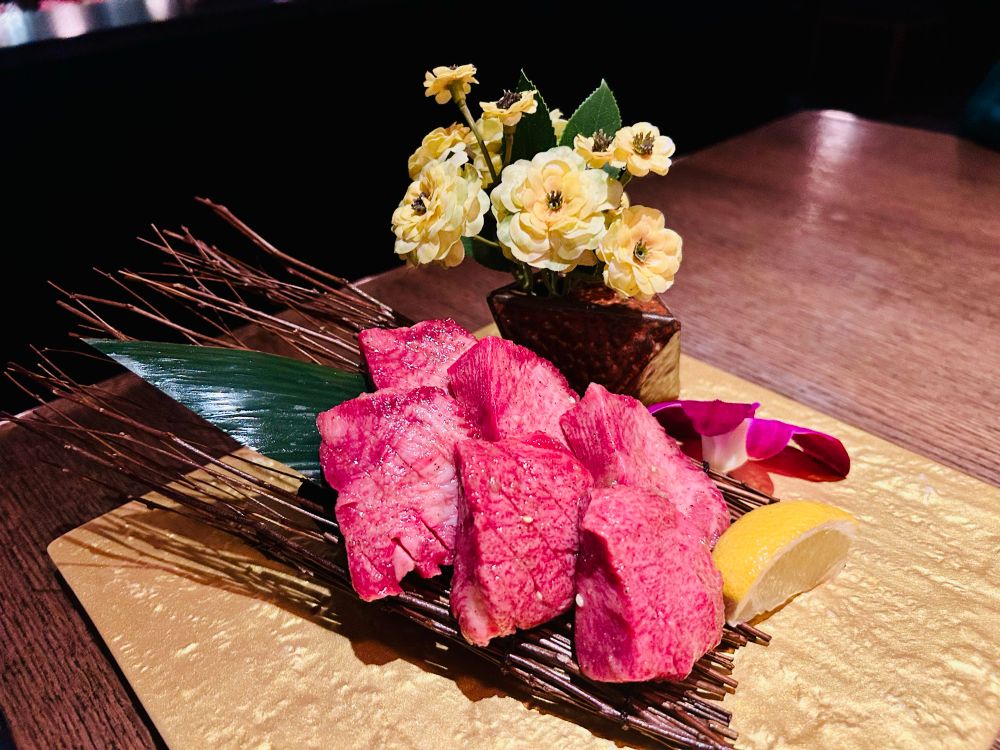 Atsugiri beef tongue

Restaurant: Toraji