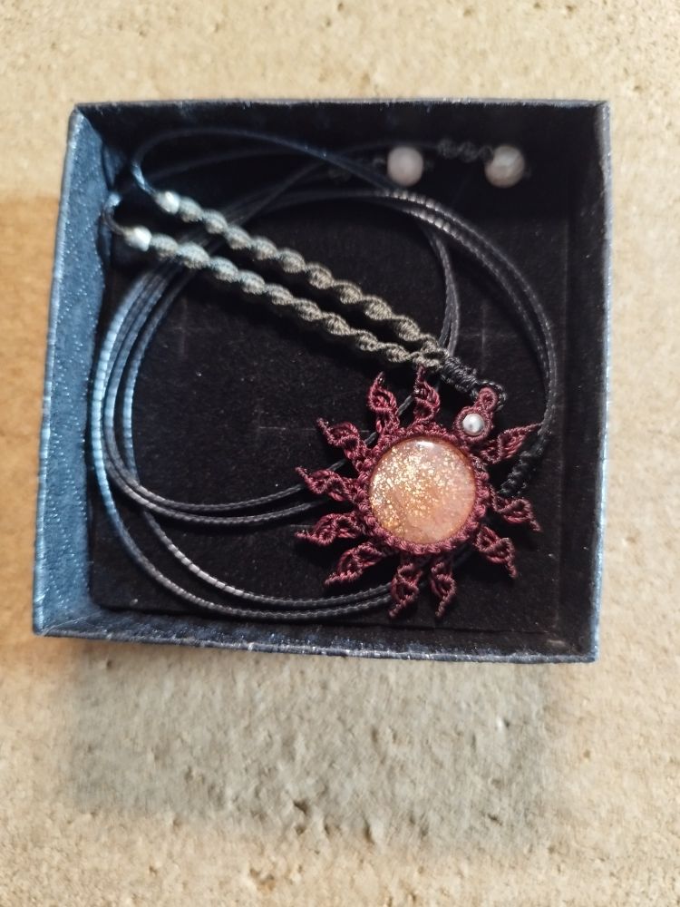 The greatest sun necklace☀️ #micromacrame #accessory 