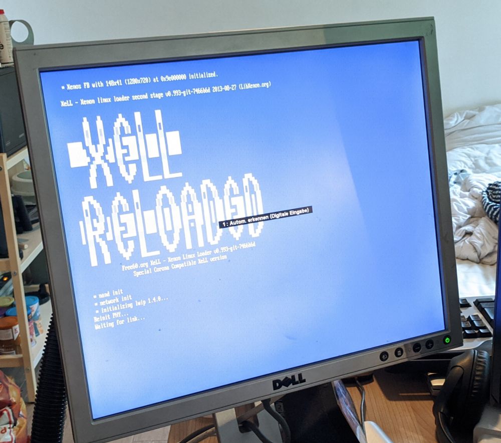 the XELL splash screen and output on an lcd screen