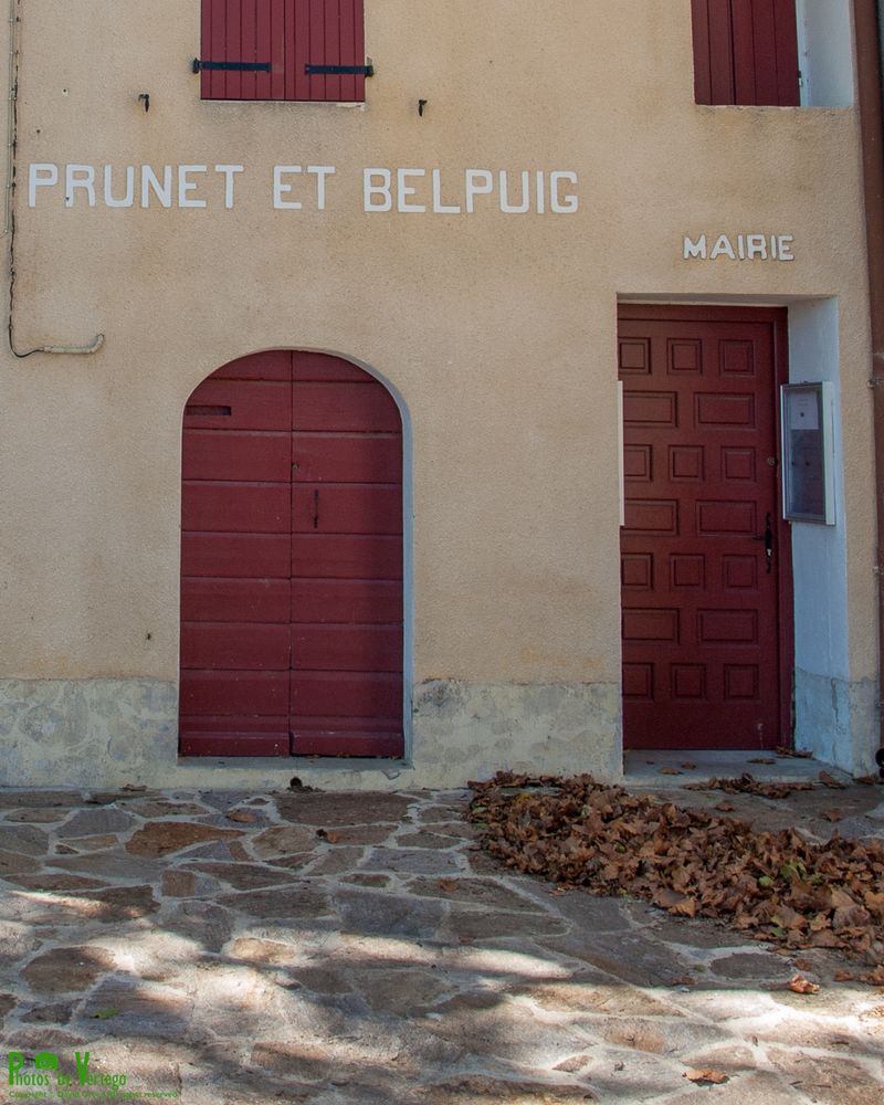 la mairie à Prunet et Belpuig