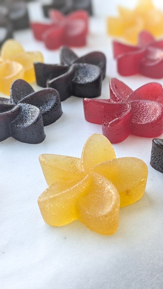 Pâte de fruits en forme de fleurs
