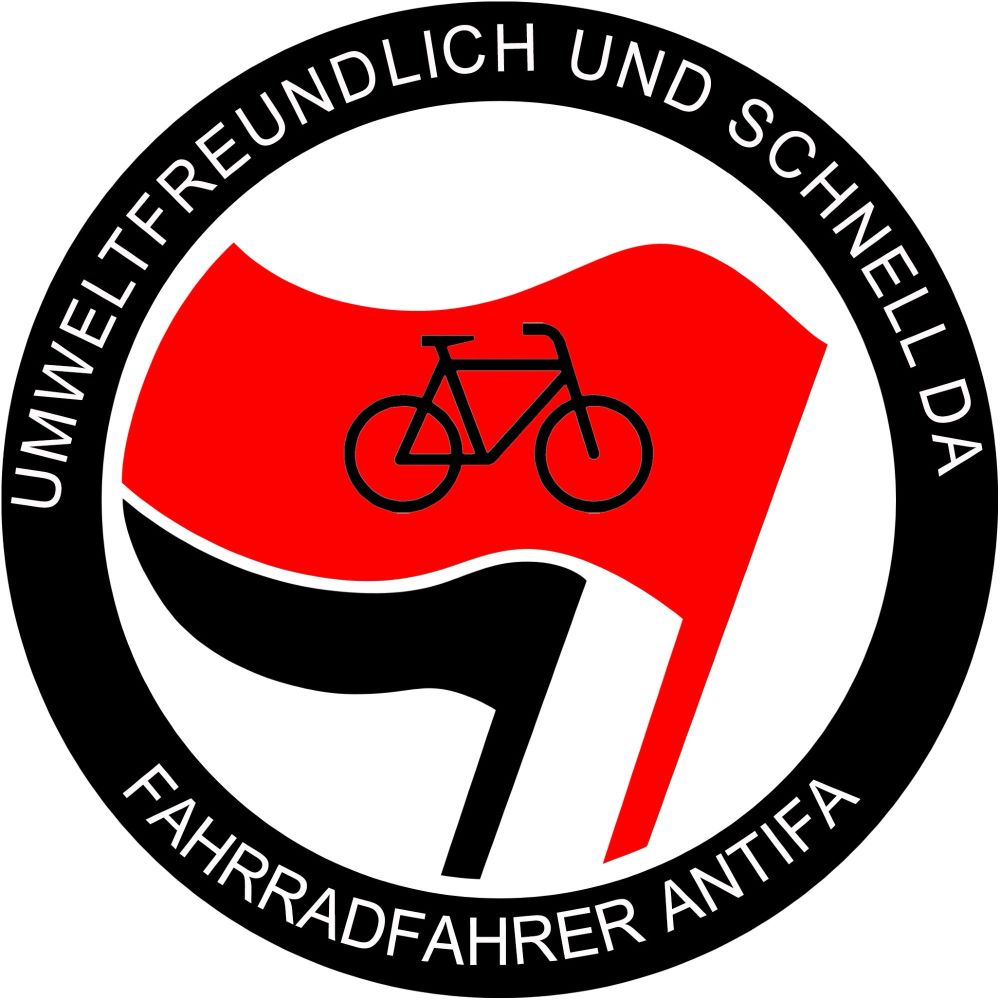 Antifa-Symbol mit Fahrrad. Text: umweltfreundlich und schnell da, Fahrradfahrer-Antifa