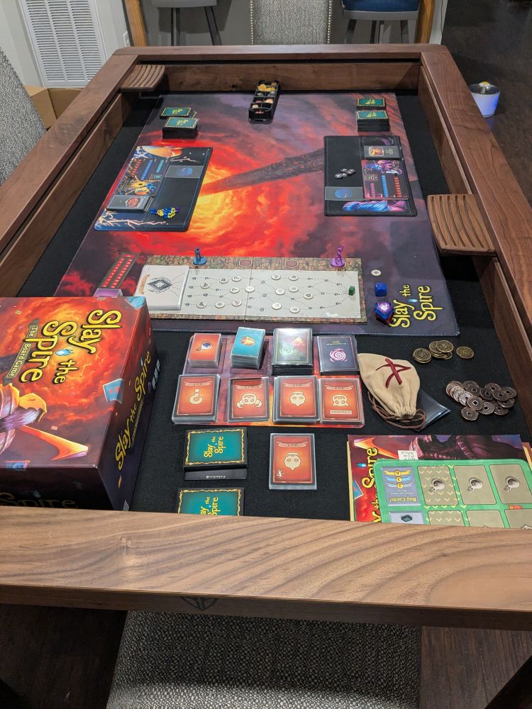 Slay The Spire, table top off