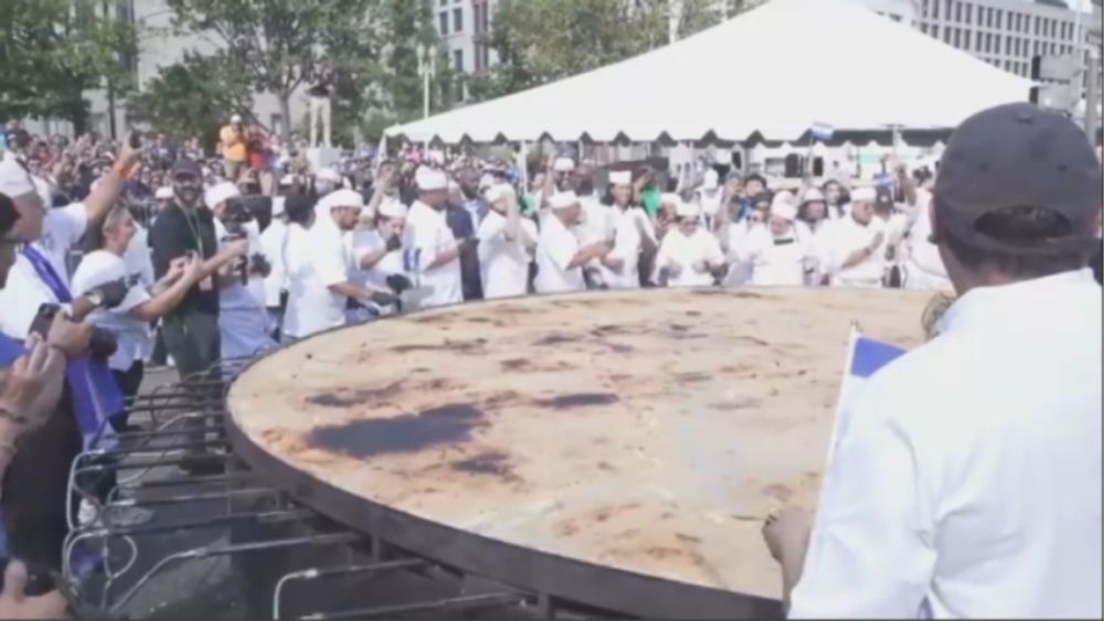 20-foot pupusa made in DC breaks world record