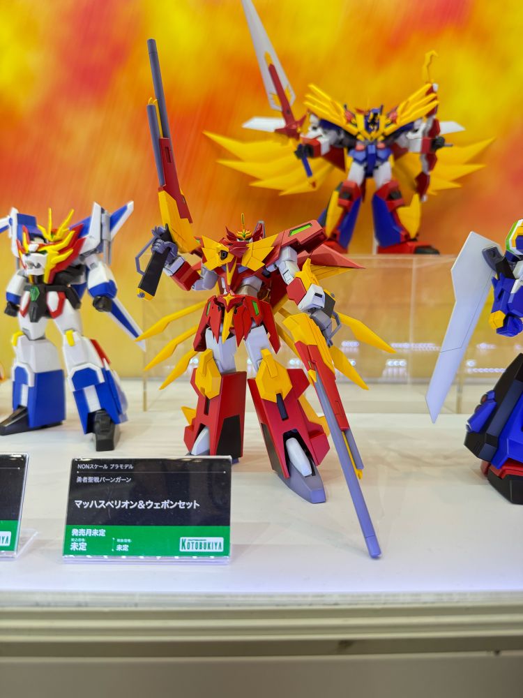 ・マッハスペリオン&ウェポンセット／コトブキヤ

　シリーズを通して完成見本を作ってますが、今回もアニメ準拠のプロポーションバランスと可動に特化したキットです！

　既に発売されているグレートバーンガーン用のウェポンセットも付属されるので、まだ持ってない方は合わせ要チェックです！