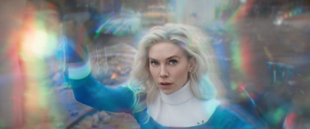 Sue Storm casting a forcefield, the light around her is refracting and looks warped as she uses her powers. Her face card in this movie??? Tectonically and cataclysmically serving at all times. She was mothering on a scale never before seen in the MCU.