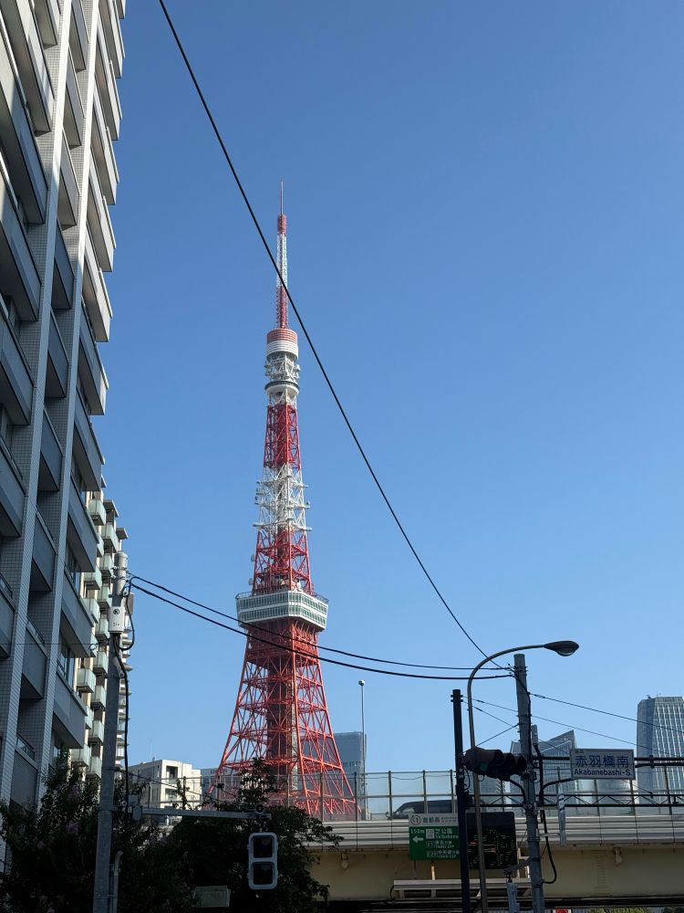 青空と東京タワー