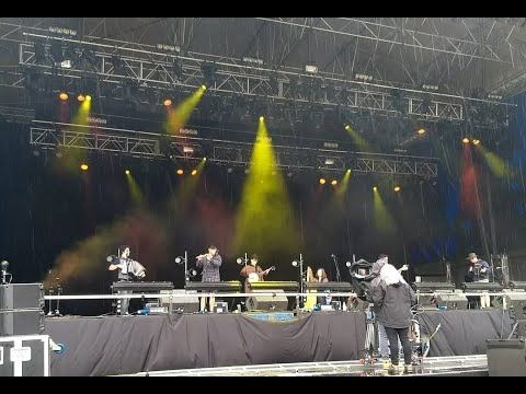 Mera Royle and Scran at Cropredy Festival 2018