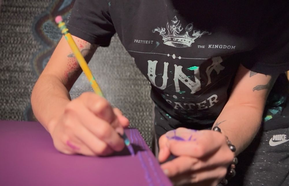 suspect appears to be wielding a pencil 