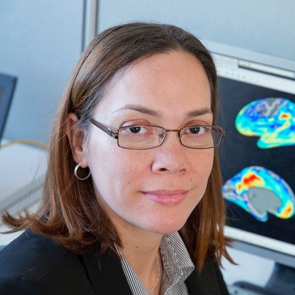 Dr. Yakeel Quiroz