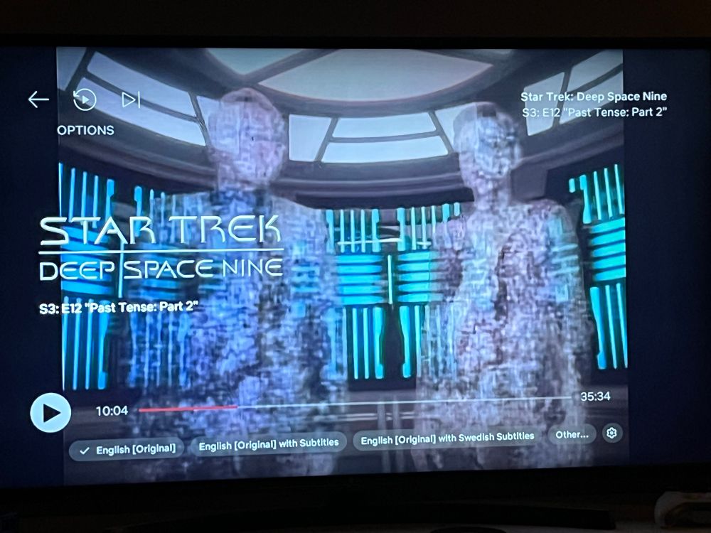 Pause screen from the Deep Space Nine episode Past Tense: Part 2. O’Brien and Kira are beaming out.