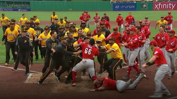 the pittsburgh-cincy fight in baseball